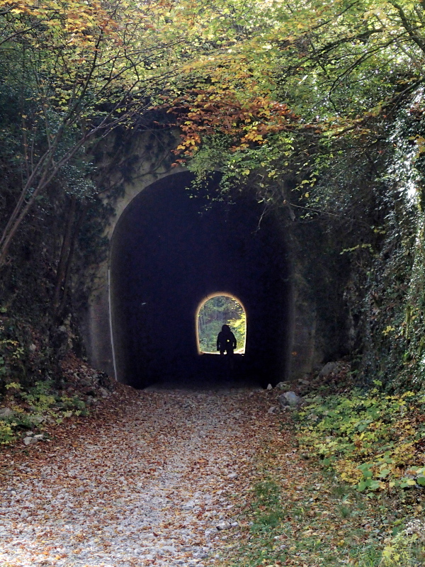 Le seul tunnel en ligne droite ...