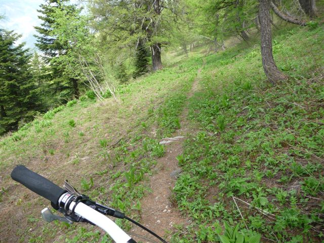 on commence pour le col d'Afel