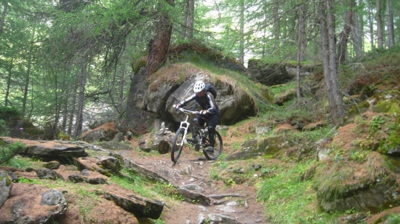 Sentier esthétique et technique.