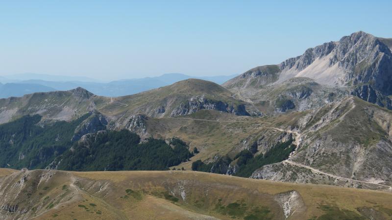 Mt Terminillo et le sentier qui porte au Mt di Cambio d'où est prise la photo.