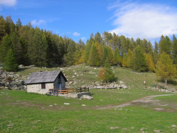 #1 Cabane de Pré Clos : Un joli endroit pour passer la nuit Cabane de Pré Clos : Un joli endroit pour passer la nuit