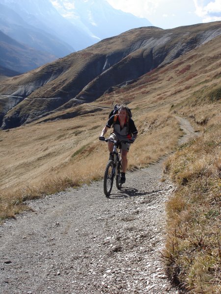 #1 Man sous la Tête de Balme : Man, arrivant au collet entre Croix de Fer et Tête de Balme Man sous la Tête de Balme : Man, arrivant au collet entre Croix de Fer et Tête de Balme