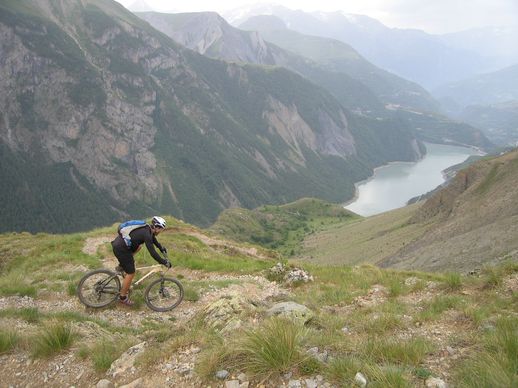 #14 Vue sur le Chambon : C Vue sur le Chambon : C'est trop d'la balle !!!!