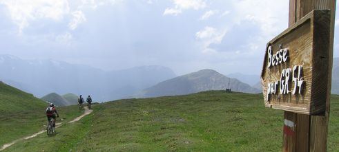 #11 En route pour Besse ! : Suivre le GR ! En route pour Besse ! : Suivre le GR !