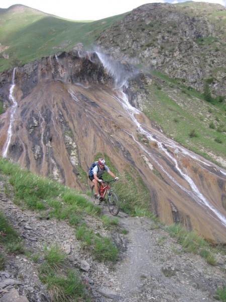 #4 Descente des Clots : Sous la fontaine pétrifiante Descente des Clots : Sous la fontaine pétrifiante
