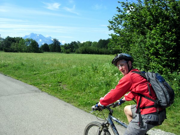 #1 Route et Obiou : Un bout de route pour souffler avec magnifique vue sur l Route et Obiou : Un bout de route pour souffler avec magnifique vue sur l'Obiou.