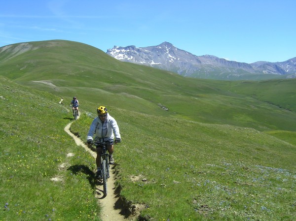 #2 En direction des lacs : Du single bien lisse En direction des lacs : Du single bien lisse
