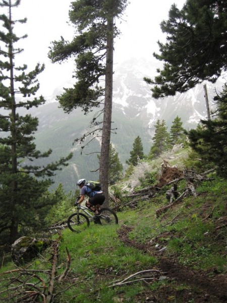#5 Descente du col : Ludique ! Avec quelques petits passages techniques. Descente du col : Ludique ! Avec quelques petits passages techniques.