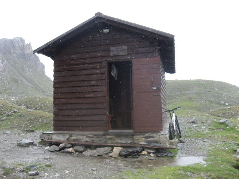 Refuge Bonelli : Minuscule mais super confort ;)