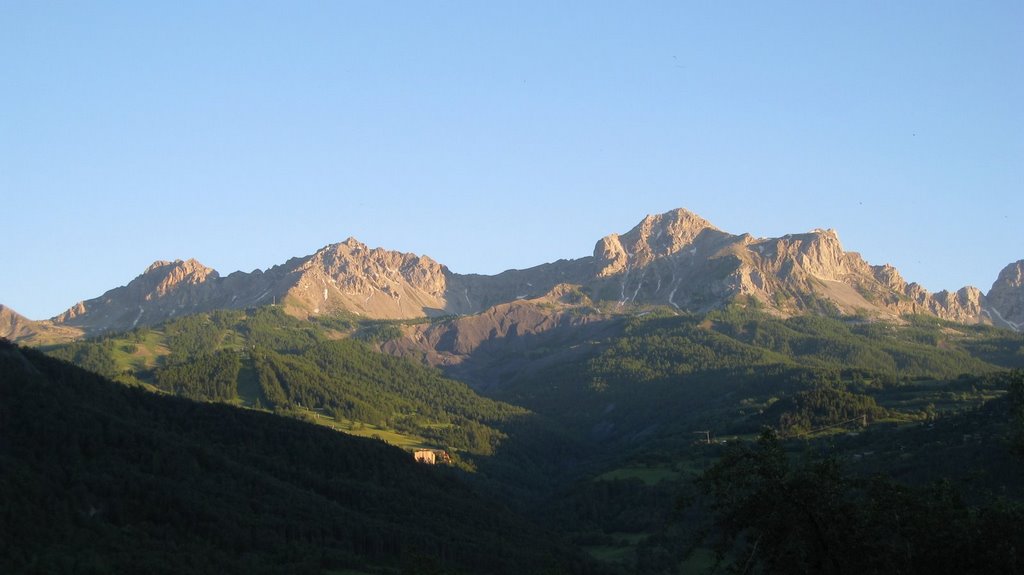 Panorama : Du col de Fours au col de Gyp en passant par le Chapeau de Gendarme