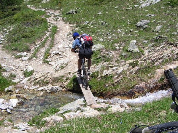 #10 Passage de Torrent : La descente sous le col de Mary, Sanfroic est joueur ! Passage de Torrent : La descente sous le col de Mary, Sanfroic est joueur !
