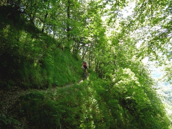 #2 Chemin de Ronde : Parfois un peu expo Chemin de Ronde : Parfois un peu expo