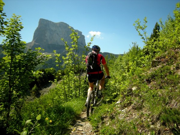 Chemin de Ronde : Mt Aiguille : on ne vois que lui