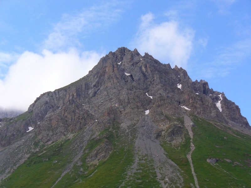 Piste Montée : ... apparaissent encore ...