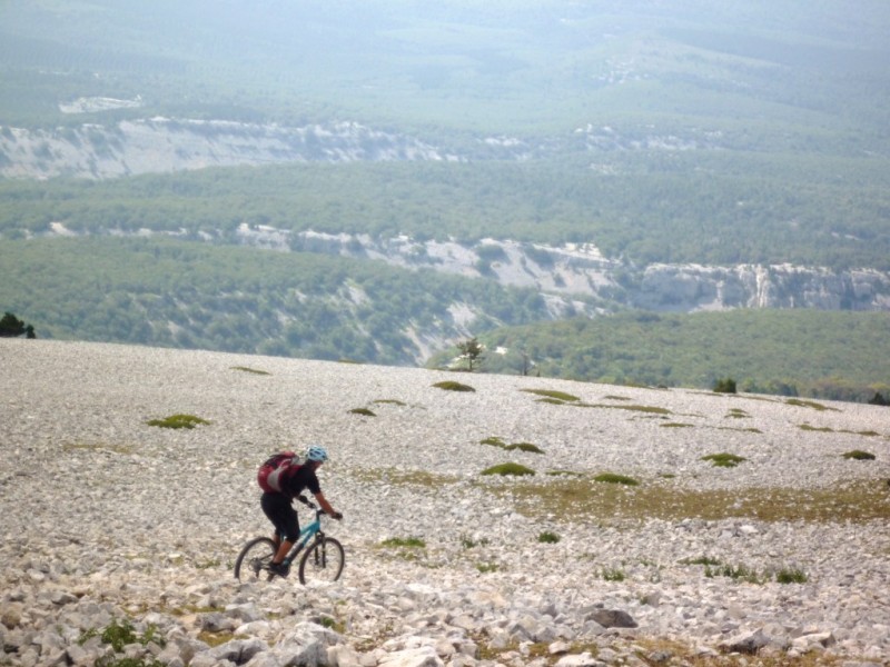 Sentier du Jas des Pèlerins : dommage que ce soit interdit !