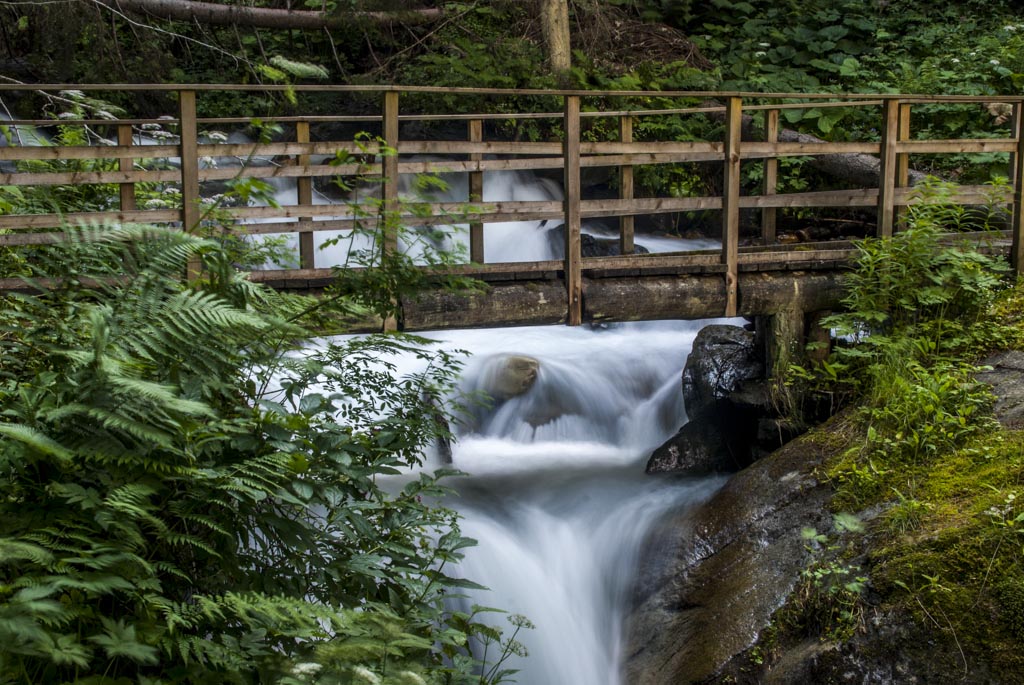 La Pisse Vieille : et sa jolie petite passerelle...