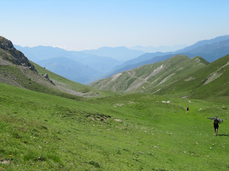 Marguareis : Portage vers la cime du bec Roux