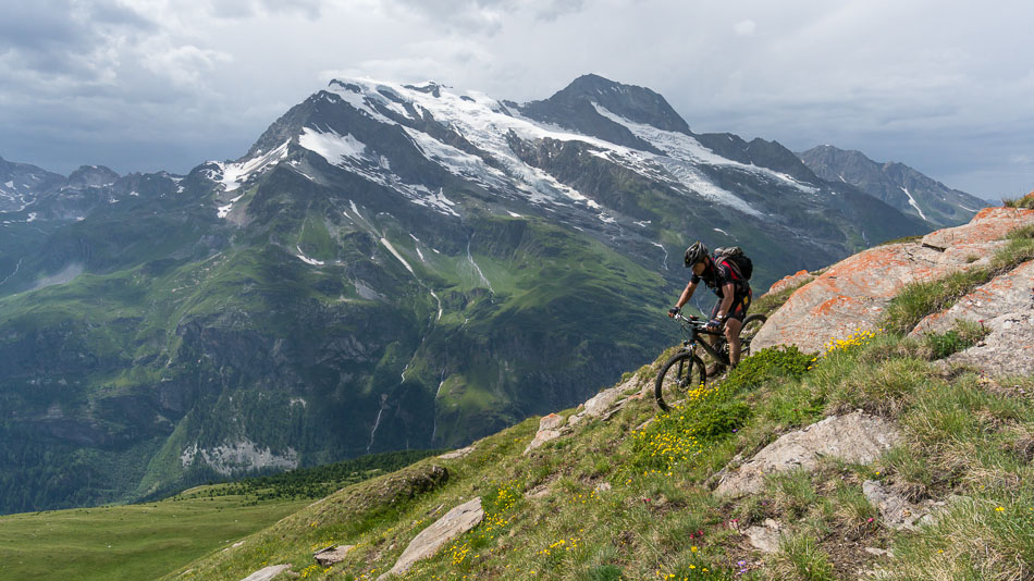 Free-ride sur 600m de D- : faut aimer le genre, en tout cas ca tabasse pas mal