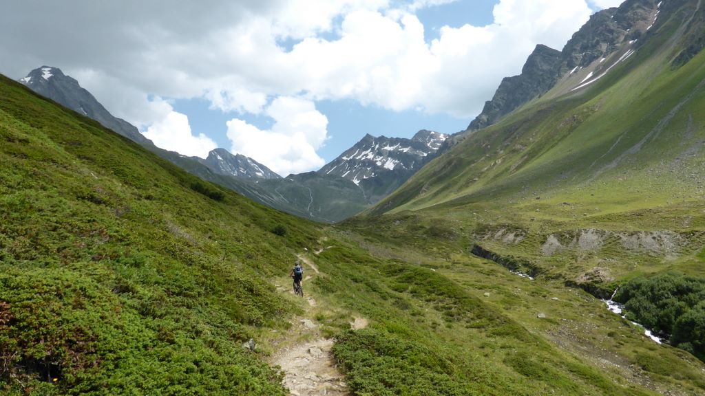 Tour des Grisons J2 : Quelques courtes belles sections...