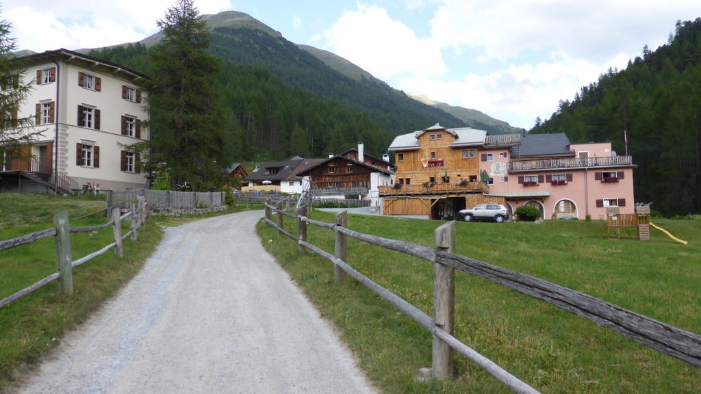 Tour des Grisons J3 : S-Charl, superbe village