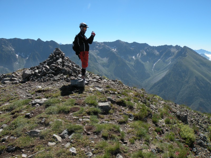 photo4 : Yvon devant le massif de l'Armet-Coiro