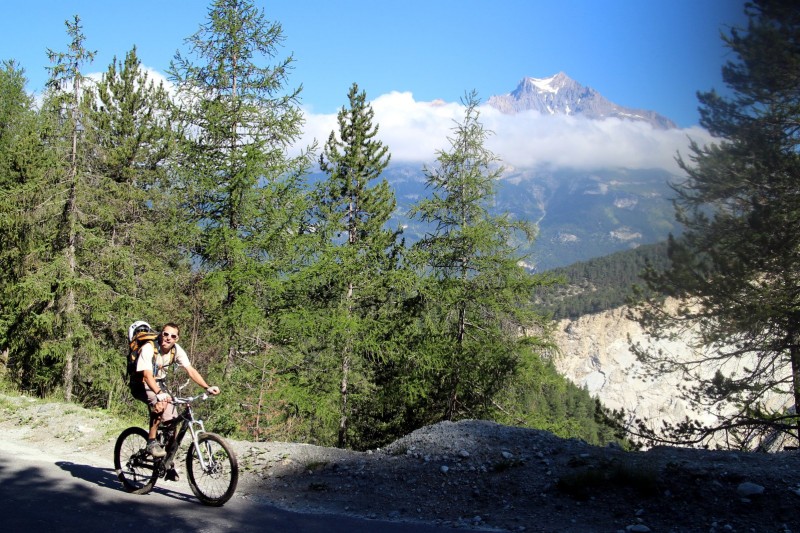 Sur la route... : mais pas toute la sainte journée