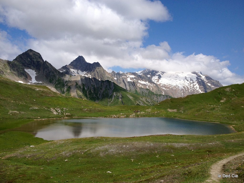#12 rétro visée : lac de Mya et le grand blanc chapeauté rétro visée : lac de Mya et le grand blanc chapeauté