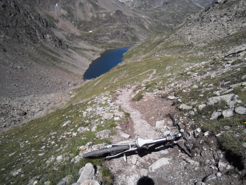 Descente sur les Marches : Pause photo après un OTB.