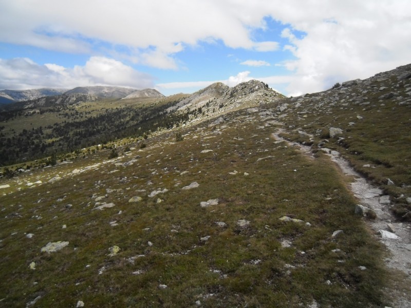 Les Esquerdes de la Rotja : La vue en arrière au 2/3 de la traversée