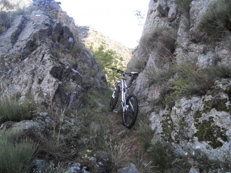 #2 Début du GR10 : ça roule jusque ici Début du GR10 : ça roule jusque ici