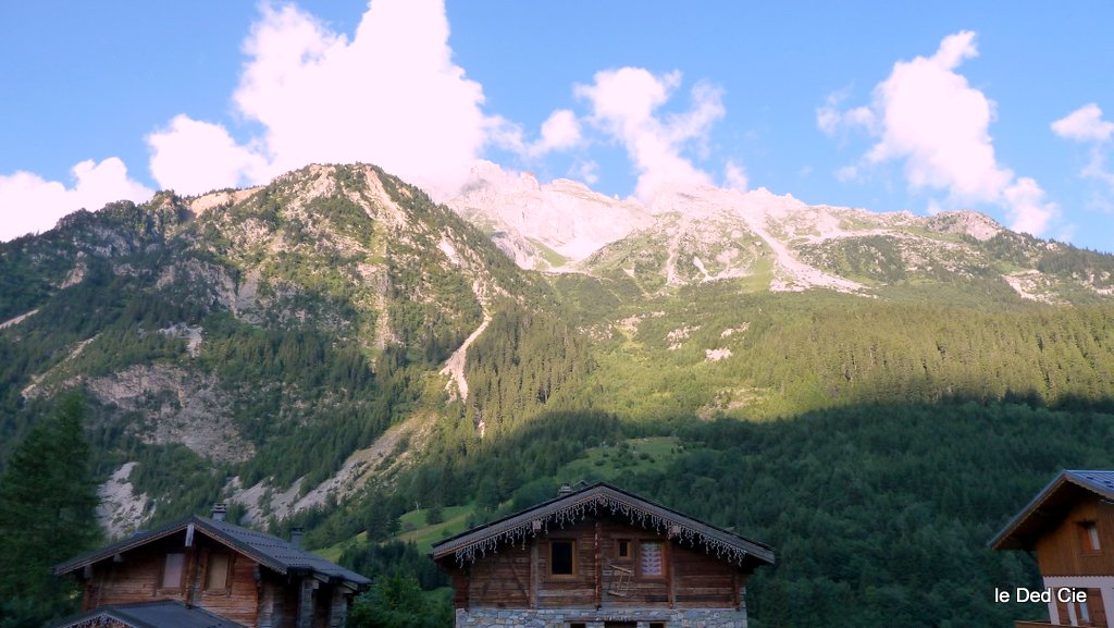 #3 Réveil : le soleil arrive tard sur Pralognan ! Réveil : le soleil arrive tard sur Pralognan !