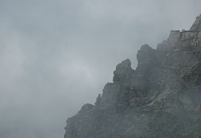 Val Clarea : Effet de brume sur les crêtes du Giusalet