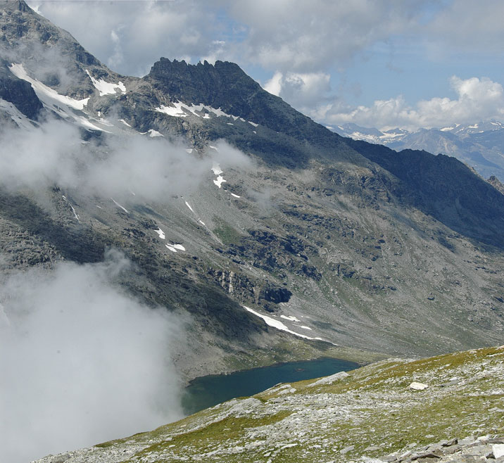 Val Clarea : Descente sur le lac de Savine