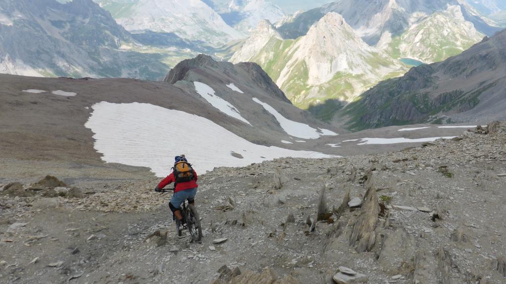 Pointe des Cerces : Départ du sommet pour gipi