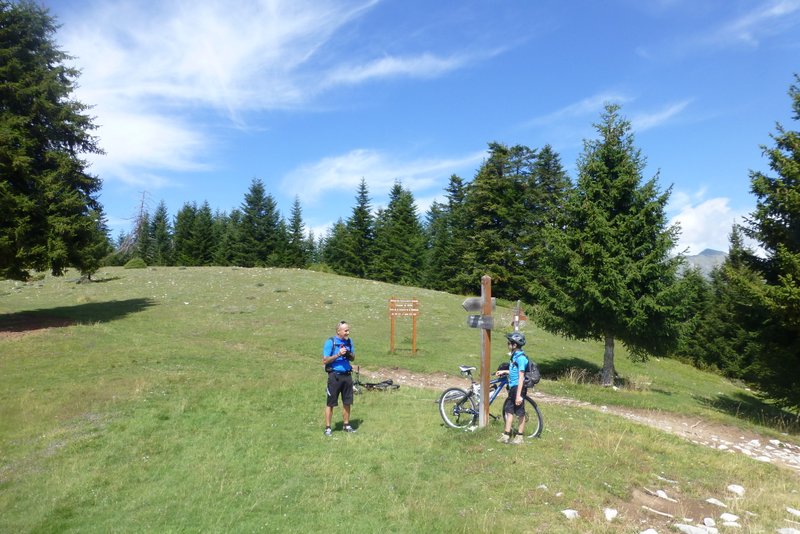 Col de la Madeleine : Superbe point de vue qui récompense de la rude montée