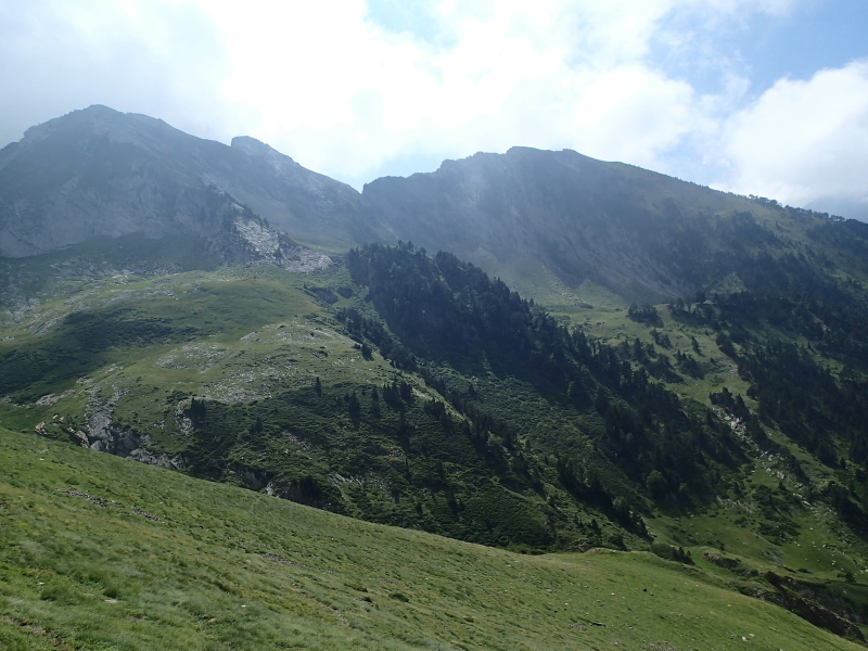 Pic de Thou : Le haut du vallon qui descend sur la vallée de Rioumajou