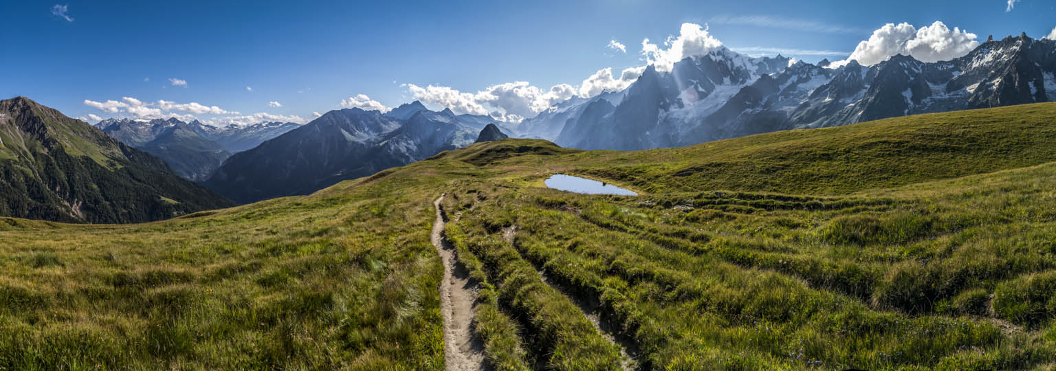 Au dessus du refuge Bertone : sentier pas top, mais vue 5*