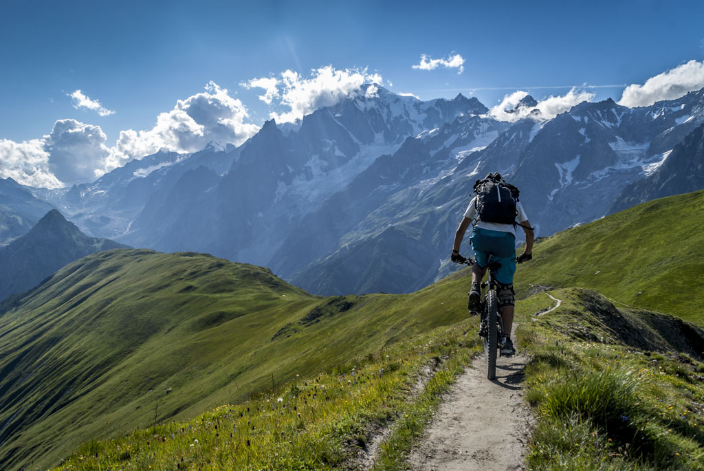 Tête de la Tronche : plein gaz vers le refuge Bertone