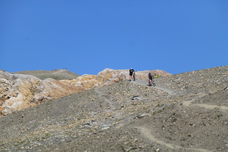 Direction Tête N des Fours : Bientôt le sommet