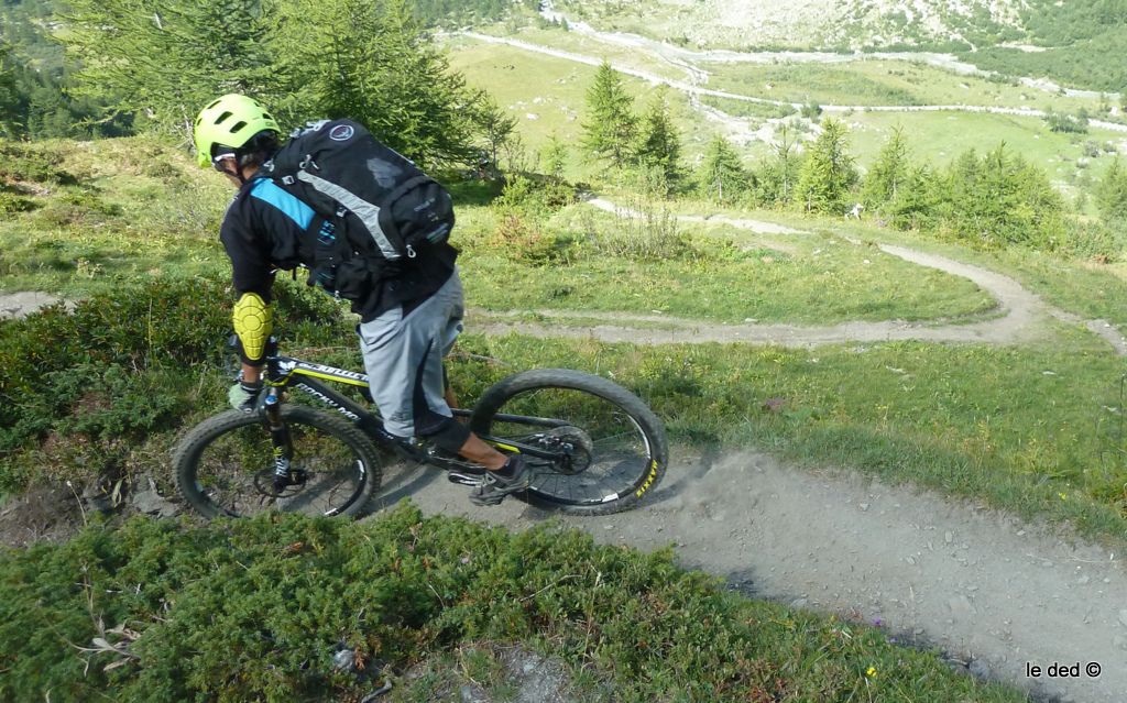 #15 Val Ferret Italien : Yves dans les épingles d Val Ferret Italien : Yves dans les épingles d'Arnouva