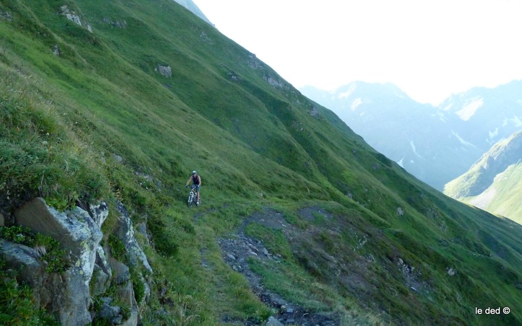 Col du Névé de la Rousse : Ced dans une petite portion (expo) roulante