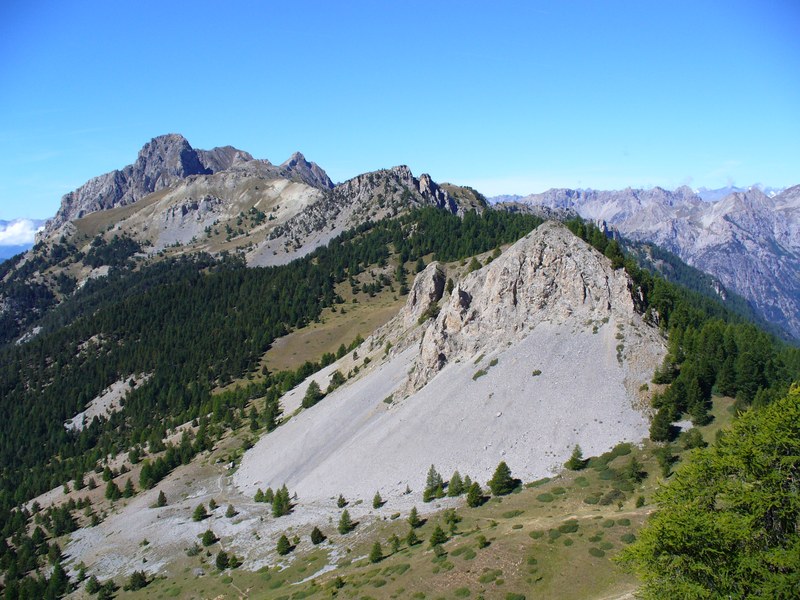 #4 Sentier Montée : Au dessus du Col de Bramousse Sentier Montée : Au dessus du Col de Bramousse
