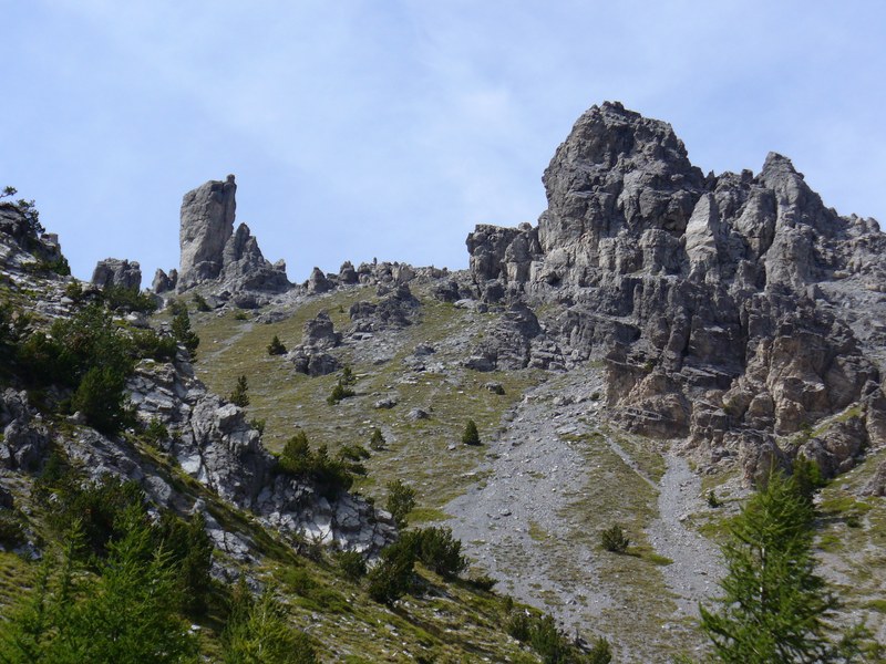 #28 Piste Montée : ... avec une jolie vue aussi Piste Montée : ... avec une jolie vue aussi