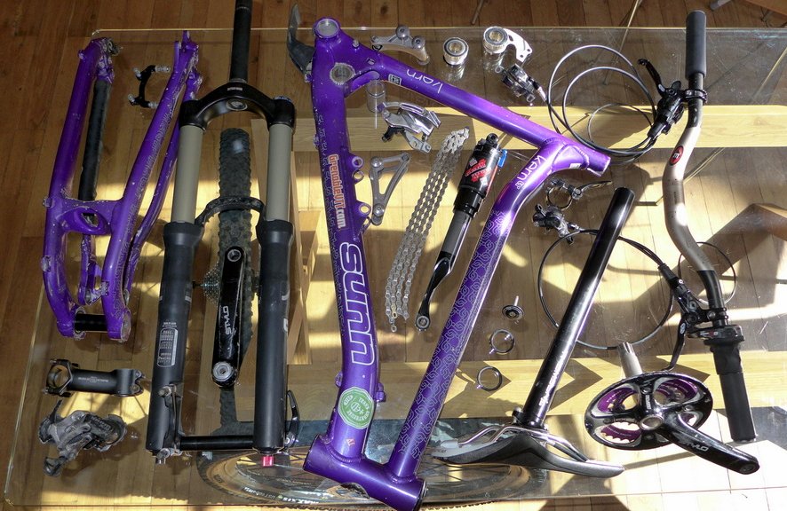 #10 Kit Sunn Kern LT : 1 WE après, cela donne cela un vélo en kit ! Kit Sunn Kern LT : 1 WE après, cela donne cela un vélo en kit !