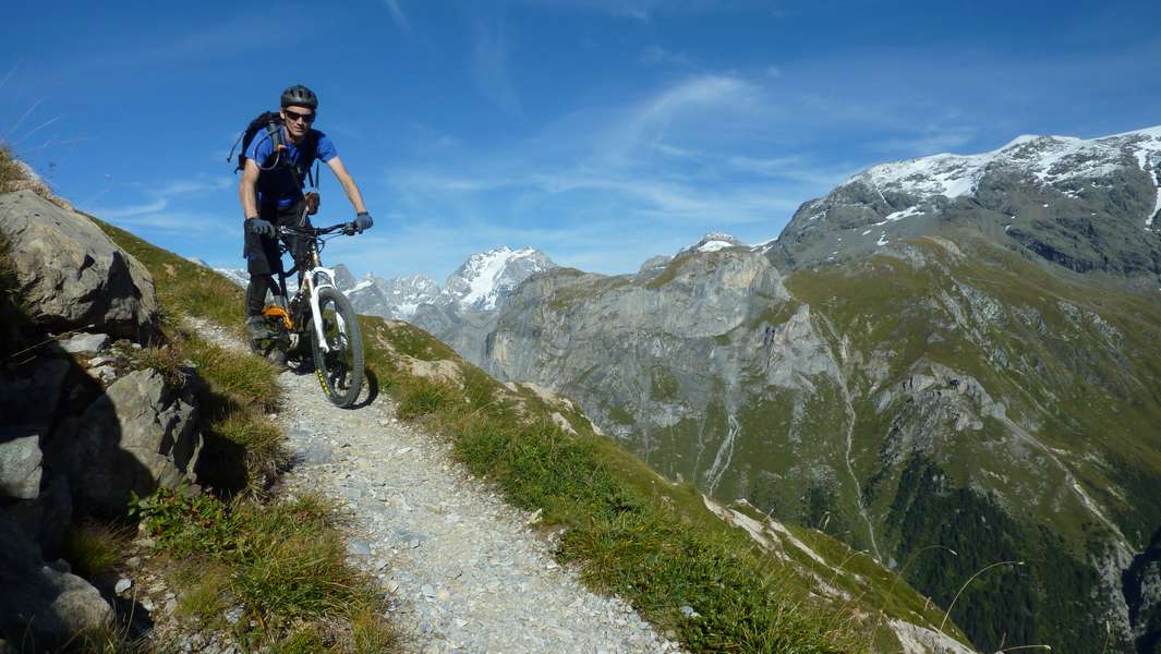 #25 Et ça continue : ce sentier est interminable Et ça continue : ce sentier est interminable