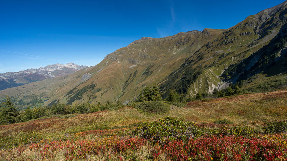 La Lauzière : et le lac du Loup plus bas