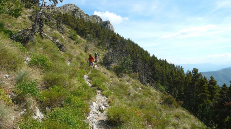 Versant sud de la Montagne de Geruen