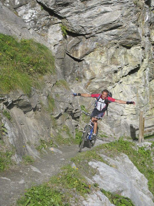 Dent du Villard : Sous le lac de la Rosière