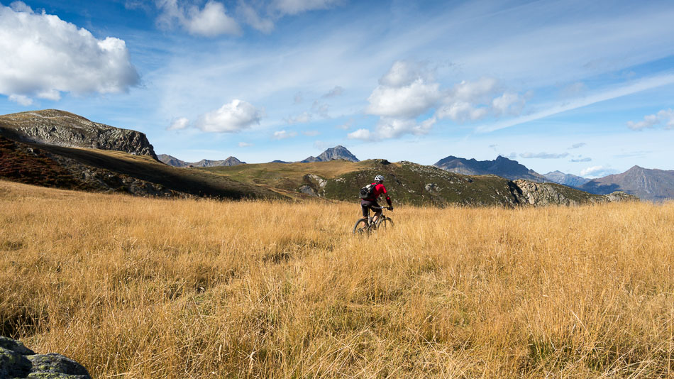 Sous le Col de la Fenêtre : très roulant par endroit, excellent