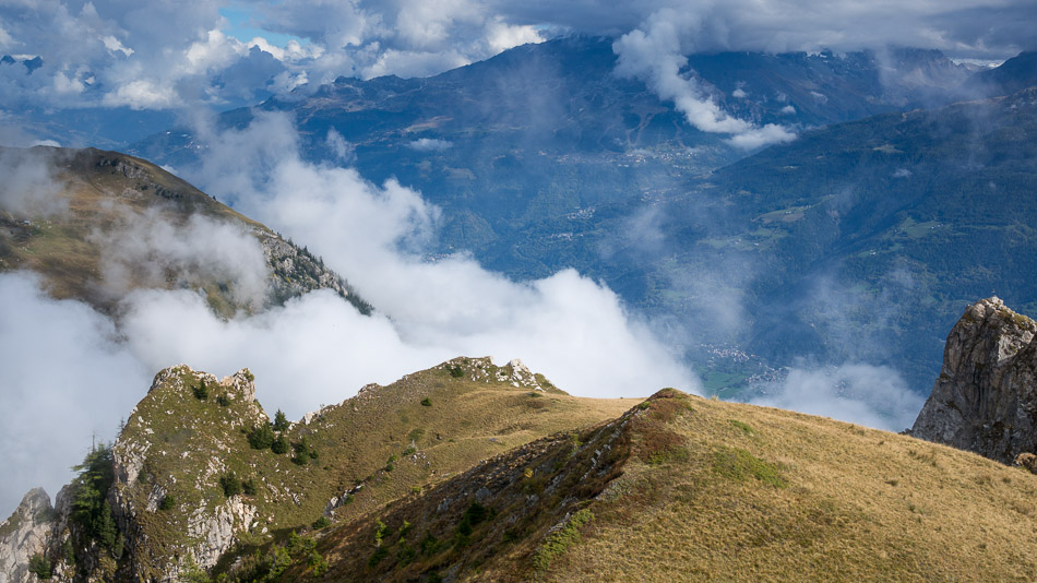#9 L L'arête mnant à Roche Janatan : sente peu marquée